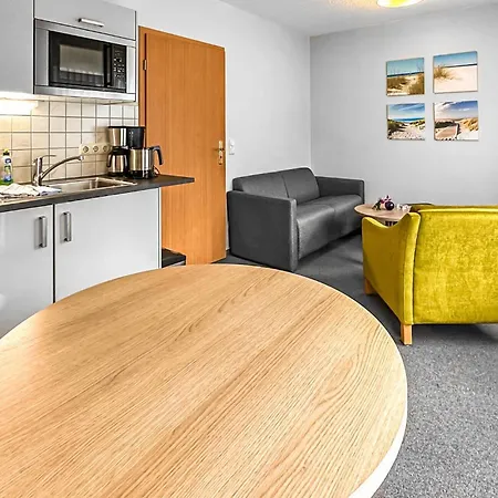 Ferienwohnung Trassenheide 特拉森海德